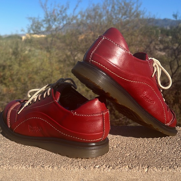 🏴󠁧󠁢󠁥󠁮󠁧󠁿 Vintage Dr. Martens MIE Red 7 Eye Casual Oxfords UK 5 - Picture 6 of 17
